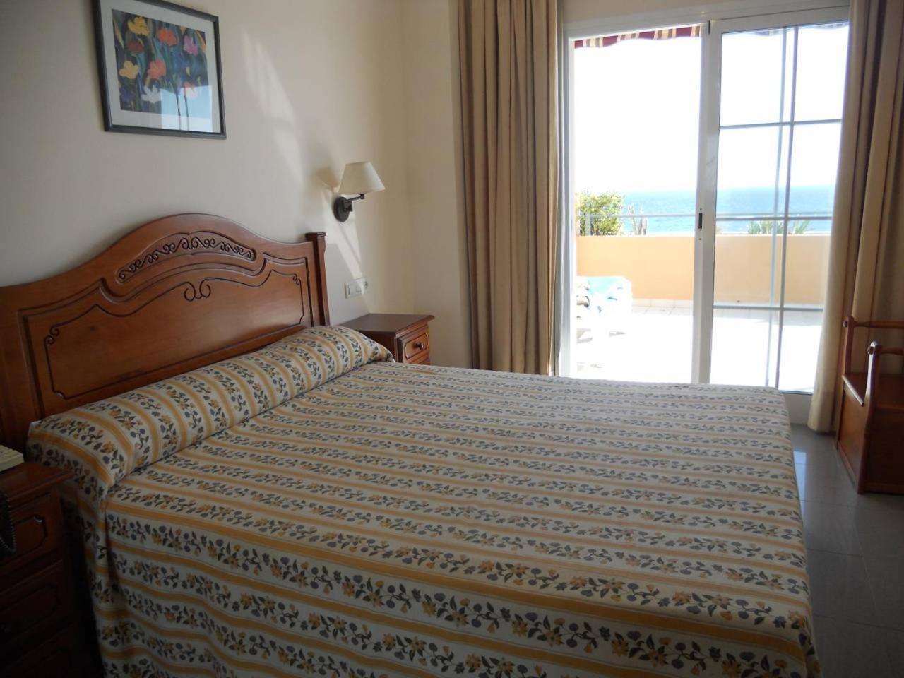Apartamentos Nerja Bahia Exterior photo