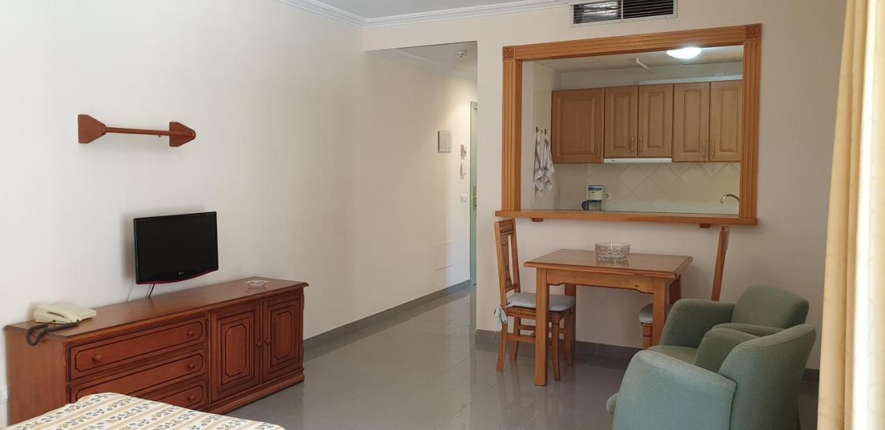 Apartamentos Nerja Bahia Exterior photo